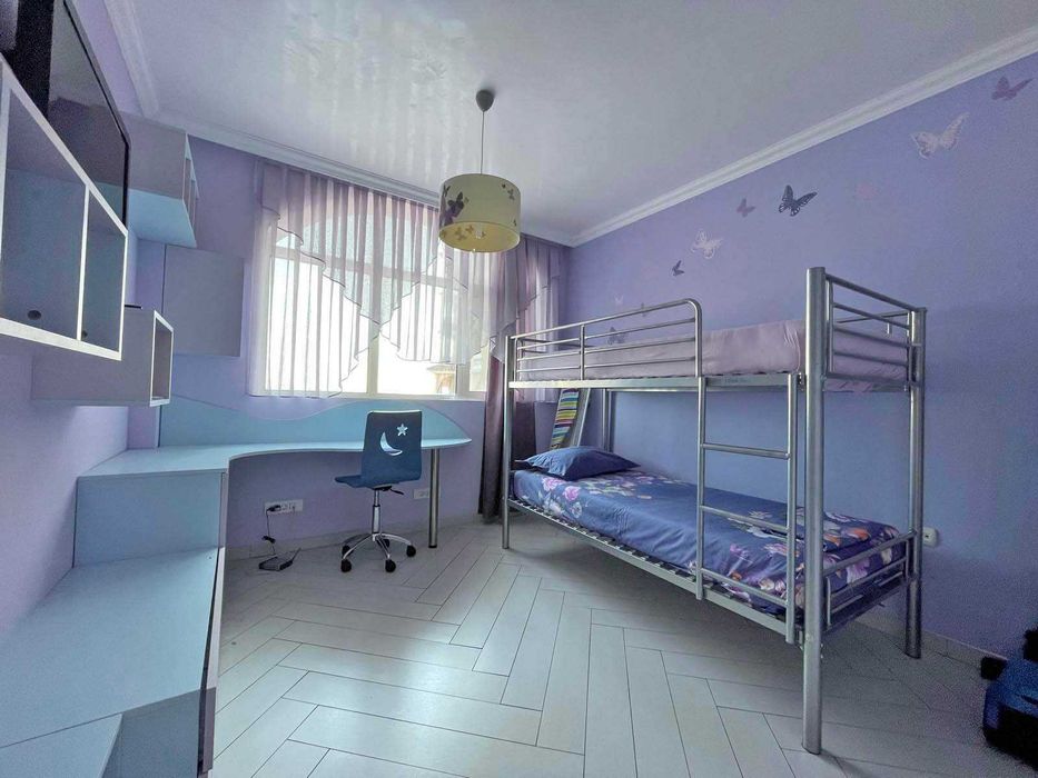 Стилен тристаен апартамент, Първа линия, Фронтална гледка море