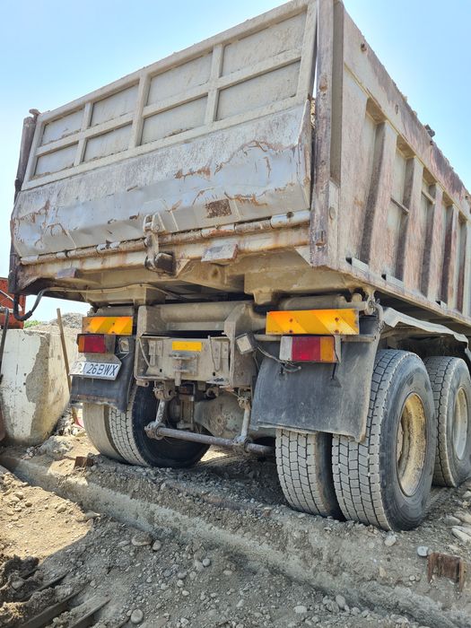 Camion Astra hd7 8x4
