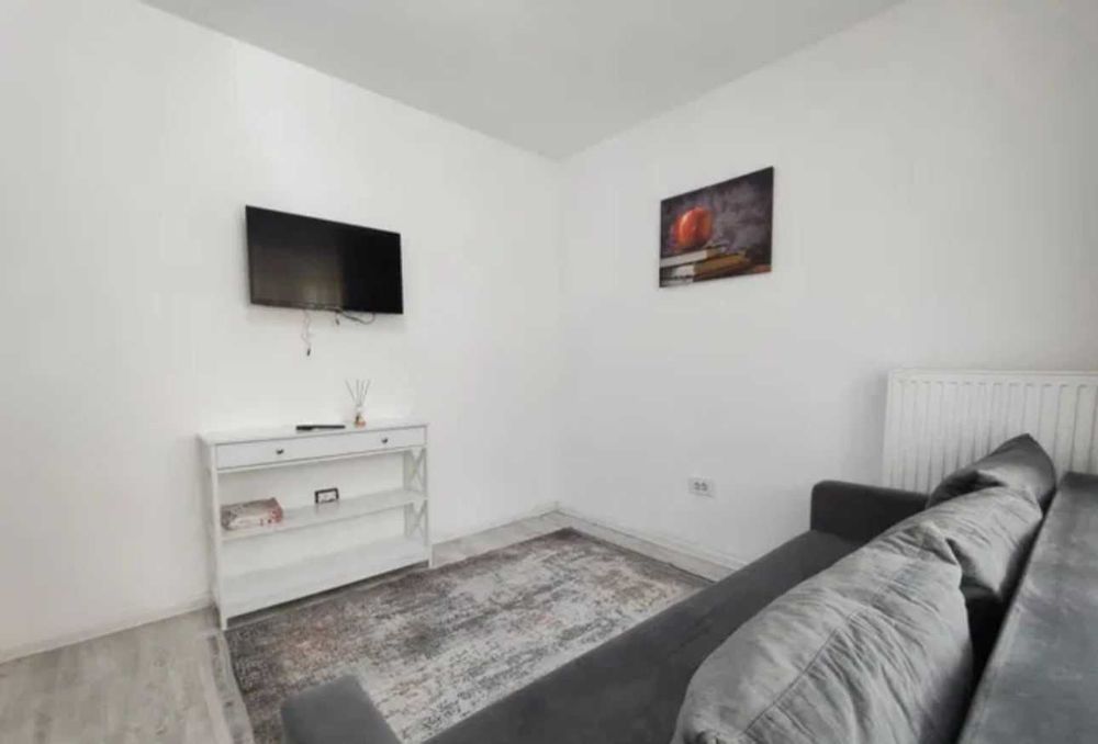 Inchiriere Studio modernt et 1 cu parcare Kasper Coresi