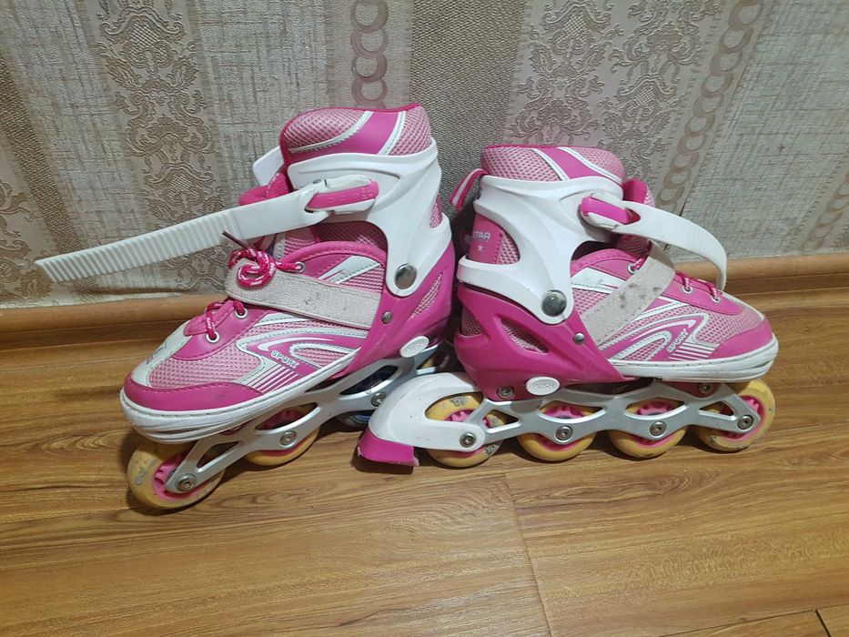 Роликовые коньки для  девочек  с 6  до  12 лет