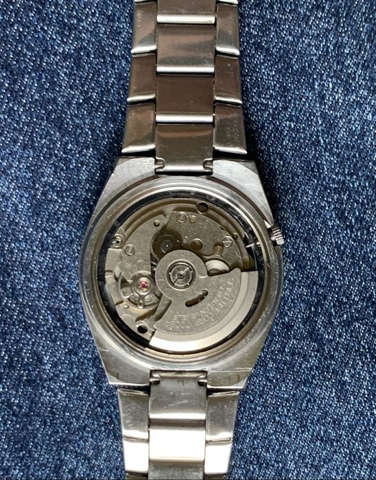 Ceas automatic  Seiko 5 cu data/zi.Cadran albastru.Superb!