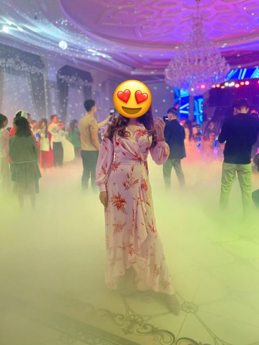 Женская платье вечернее