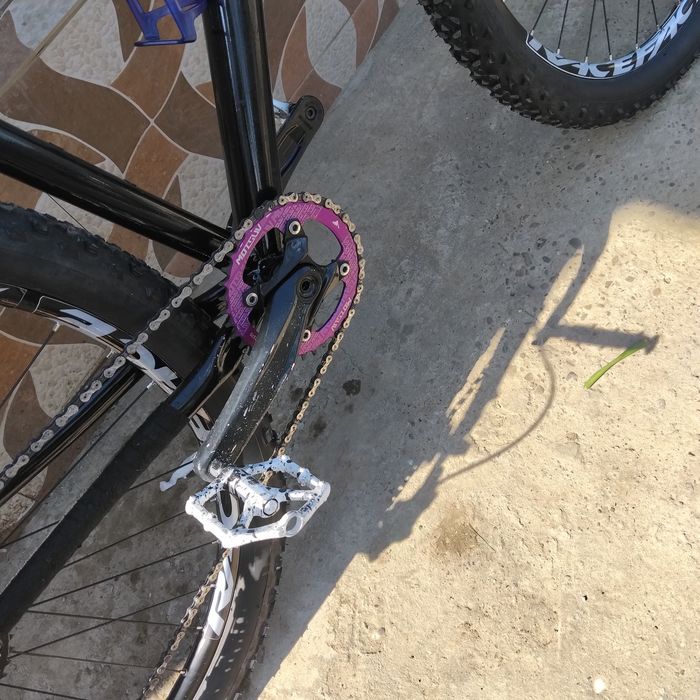 Vând Bicicleta roți 29