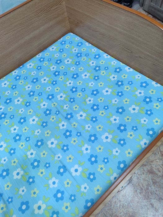 Продам детскую кровать