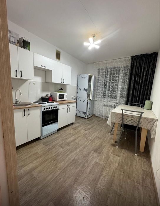 Сдам 1 комн посуточно