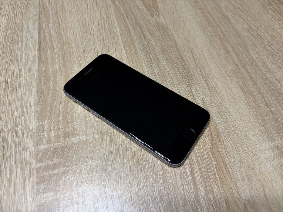 Продам iPhone 6 Space Gray 64 гб