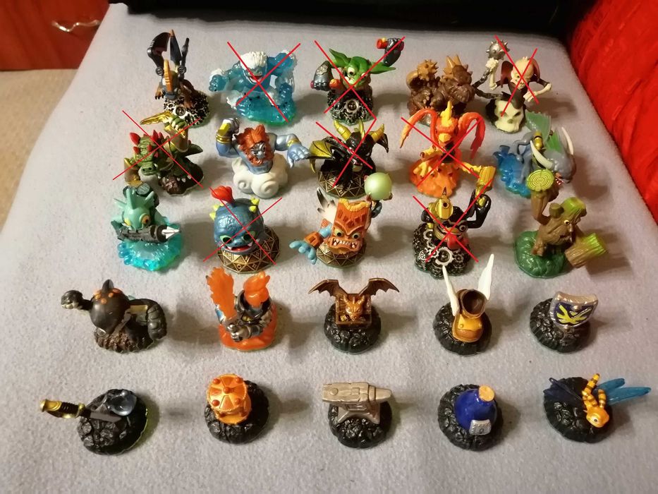 Lot figurine + magic item-uri + geanta Skylanders Spyro's Adventure