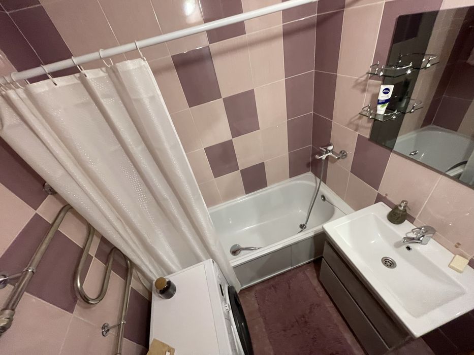 Продается 2шка на Бульваре Гагарина