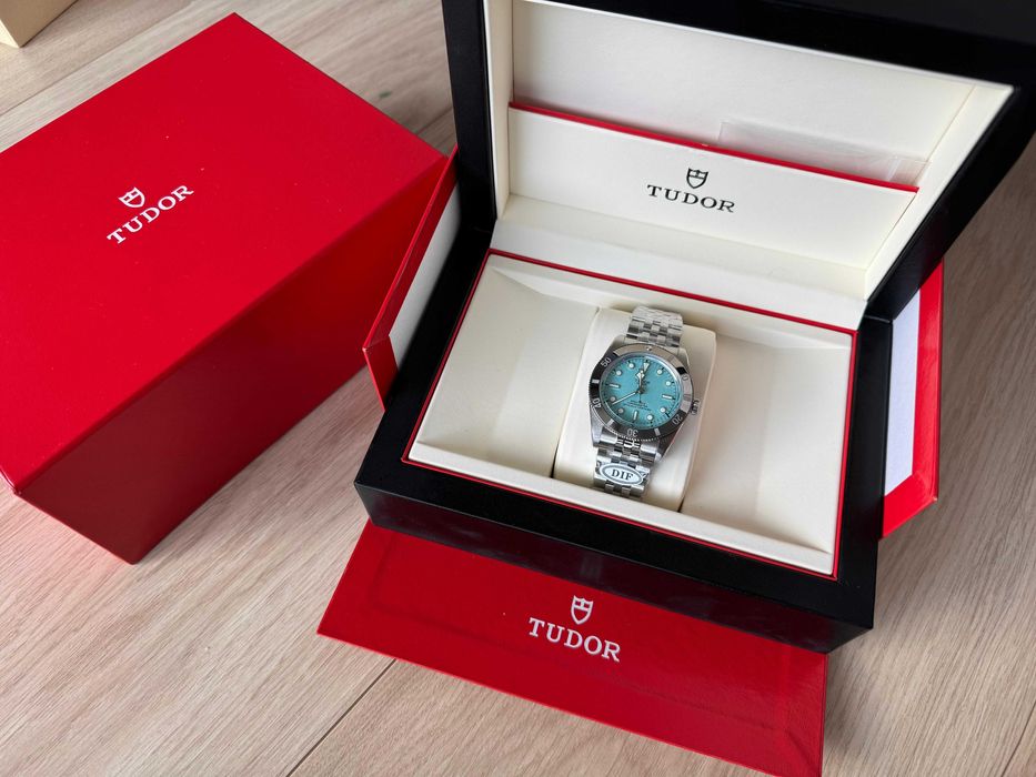 Tudor Black Bay 54 - Lagoon Blue Edition – 37 mm