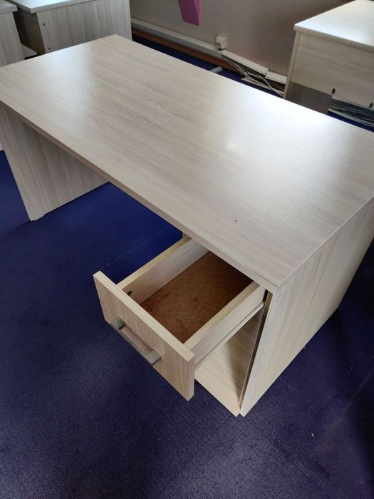 Бюро за Офис Cantek 140x70x74, 150x98x75 с чекмедже (Дълж.Шир.Вис.)