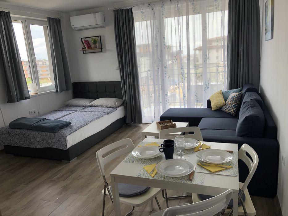 На море в Созопол и Къмпинг Градина