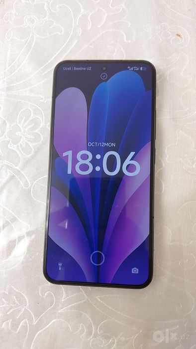 Xiaomi 13 12/256 flagman сотилади холати ало