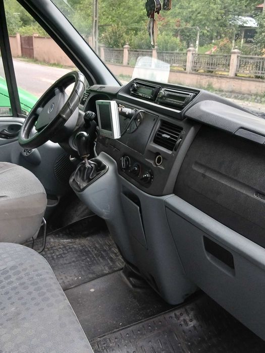 Ford transist 8+1