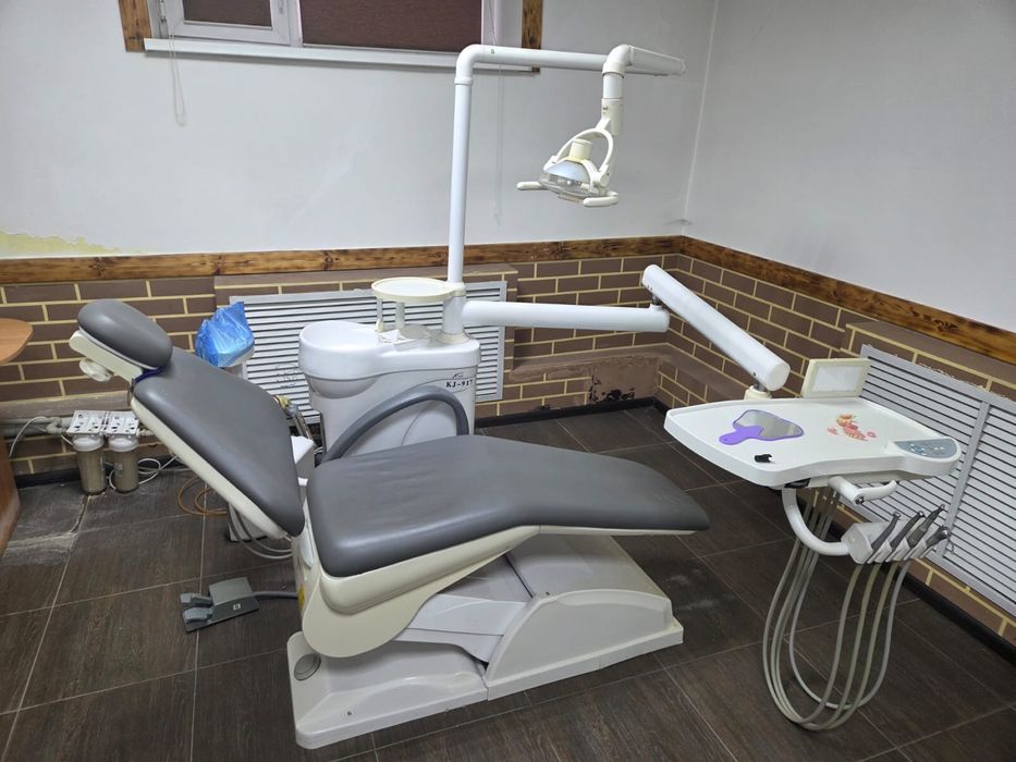 Продам стоматологическое кресло