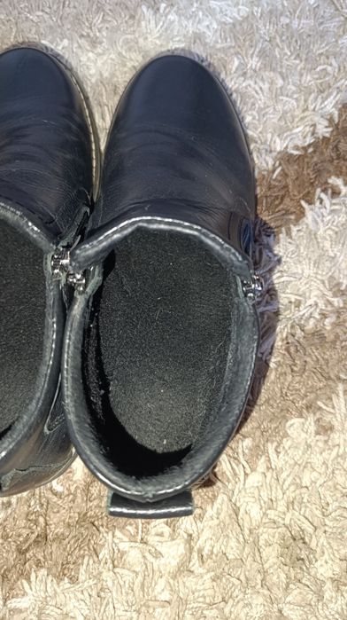 Продам мужские  кожаные осенние ботинки