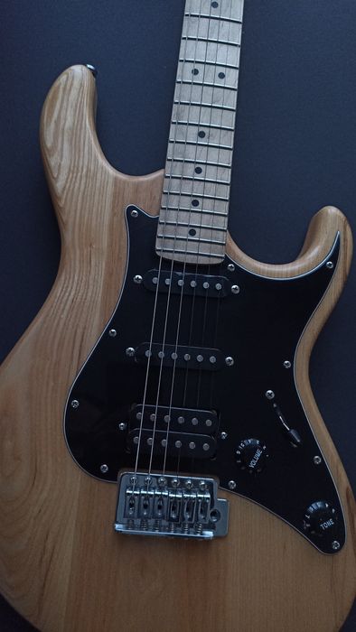 Электрогитара Cort G200Deluxe