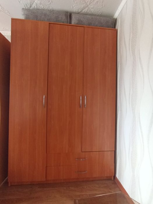 Продам шкаф высота 220см , ширина 144 см
