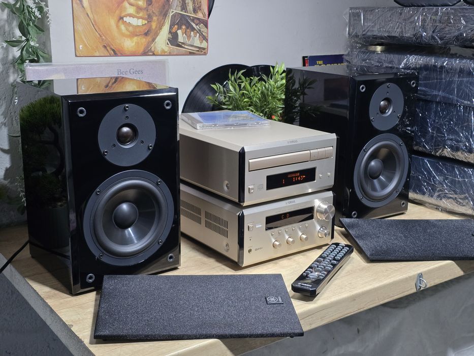 Sistem audio YAMAHA, receiver RX-E400, cd-player CDX-E400,boxe NX-E400