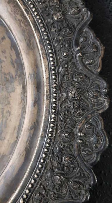 Продавам азиатска сребърна чиния от края на 19 век