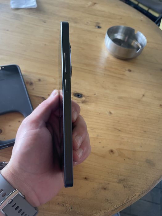 Vând xiaomi 15 pro 5 g