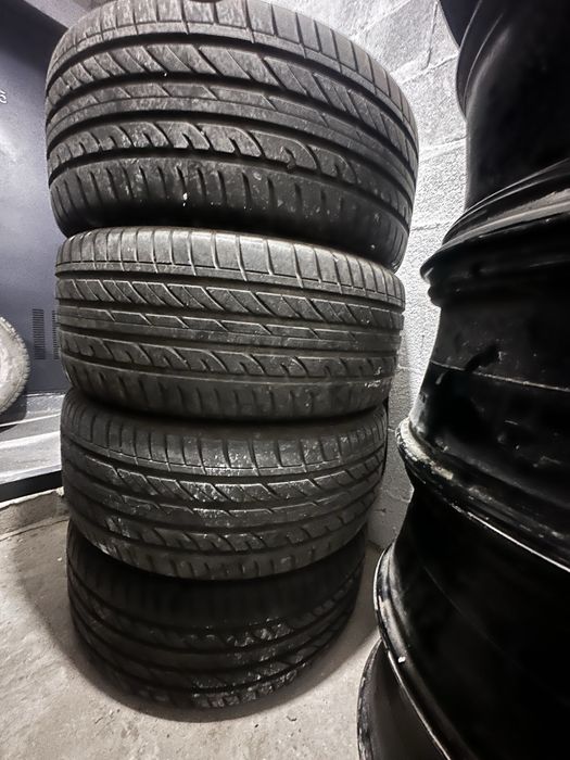 Шины б/у в хорошем состояний