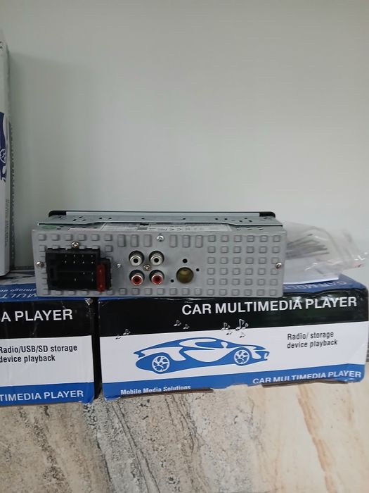 Casetofon auto cu bluetooth