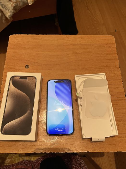 Iphone 15 pro. 250 гиг.