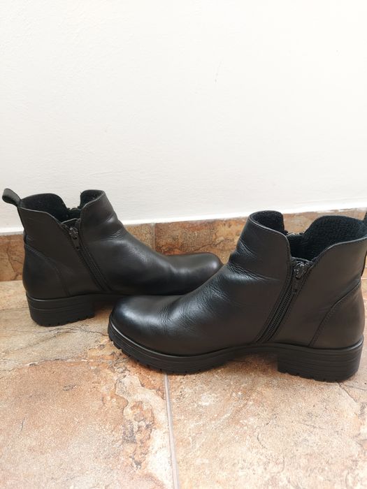 Дамски кожени боти