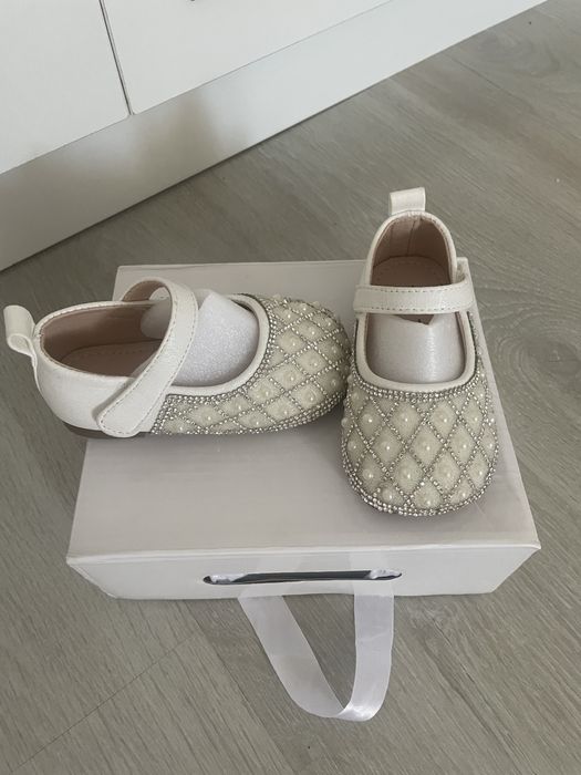 Детские сандали