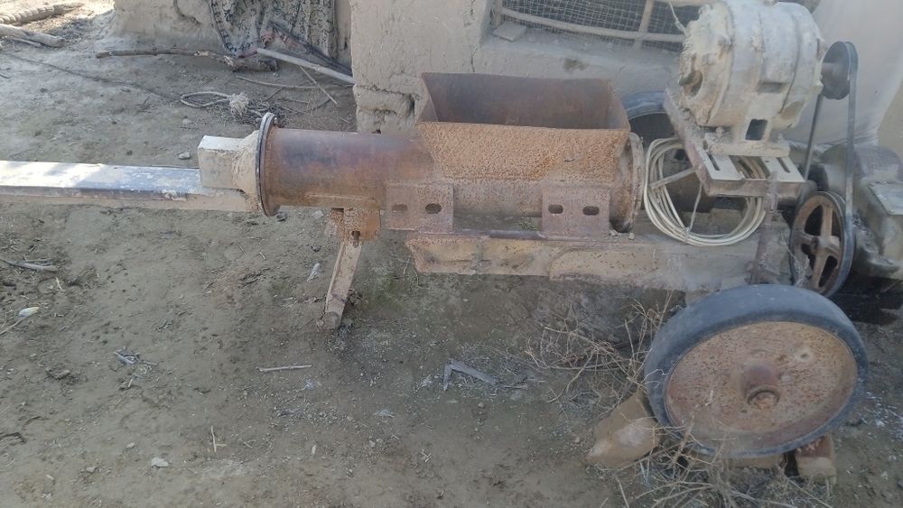 Ğisht quyish apparati