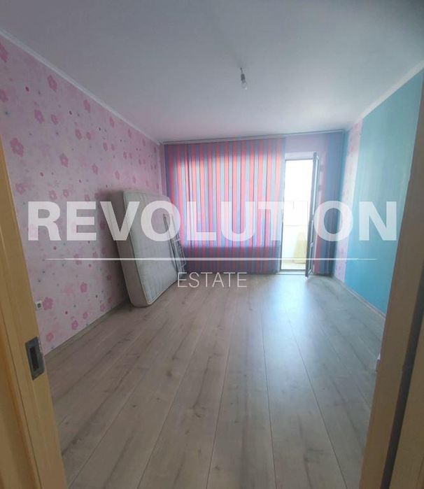 Дава се под наем Тристаен апартамент в Варна, Автогара - 90 кв.м за 650 € - Снимка #5