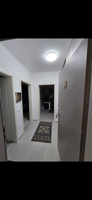Închiriez garsonieră