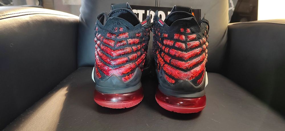 Nike Lebron 17,номер 44,5