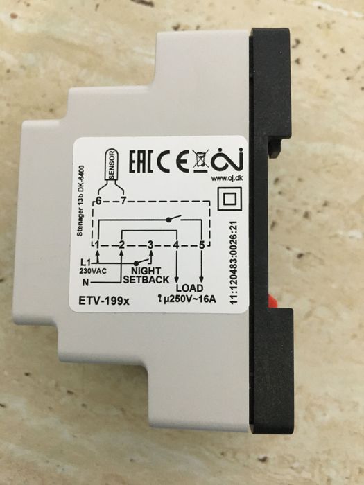 Termostat si senzor incalzire electrica pardoseala