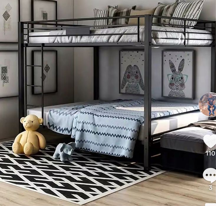 Двухъярусная кровать