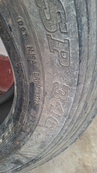 Anvelope camioane dunlop 315/70/22,5.pentrtu direcție.