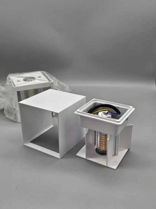 Комплект от 2 алуминиеви фасадни LED лампи IP65, 10x10x10см