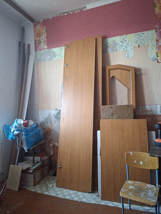Отдам драва и 2 шкафа от стенки