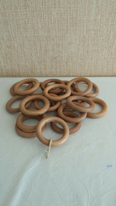 Кольца для деревянных гардин.