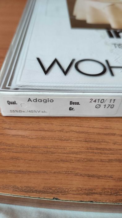 Луксозни немски покривки за кръгла маса с бродерия