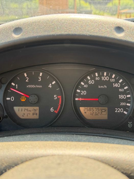 Nissan Navara D40 2.5 dCi