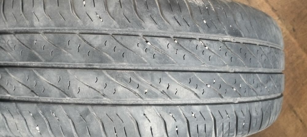 Продам шины летние 15