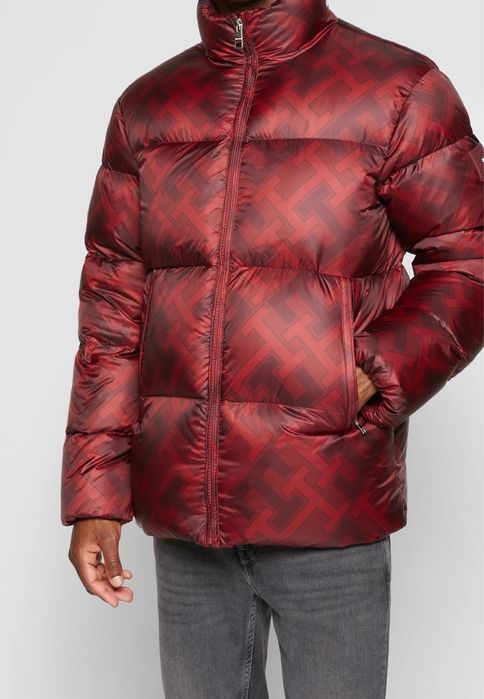 Tommy Hilfiger пухено яке