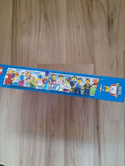 LEGO nou original City Town  Parcul de distractii 60234