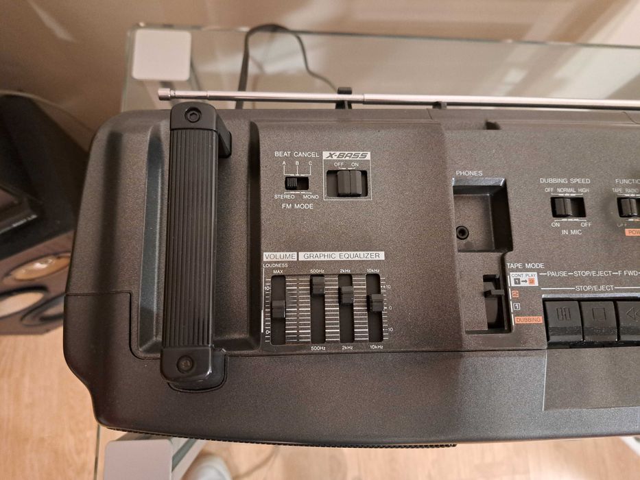 Dublu radio casetofon,boombox Sharp WQ-T359Z