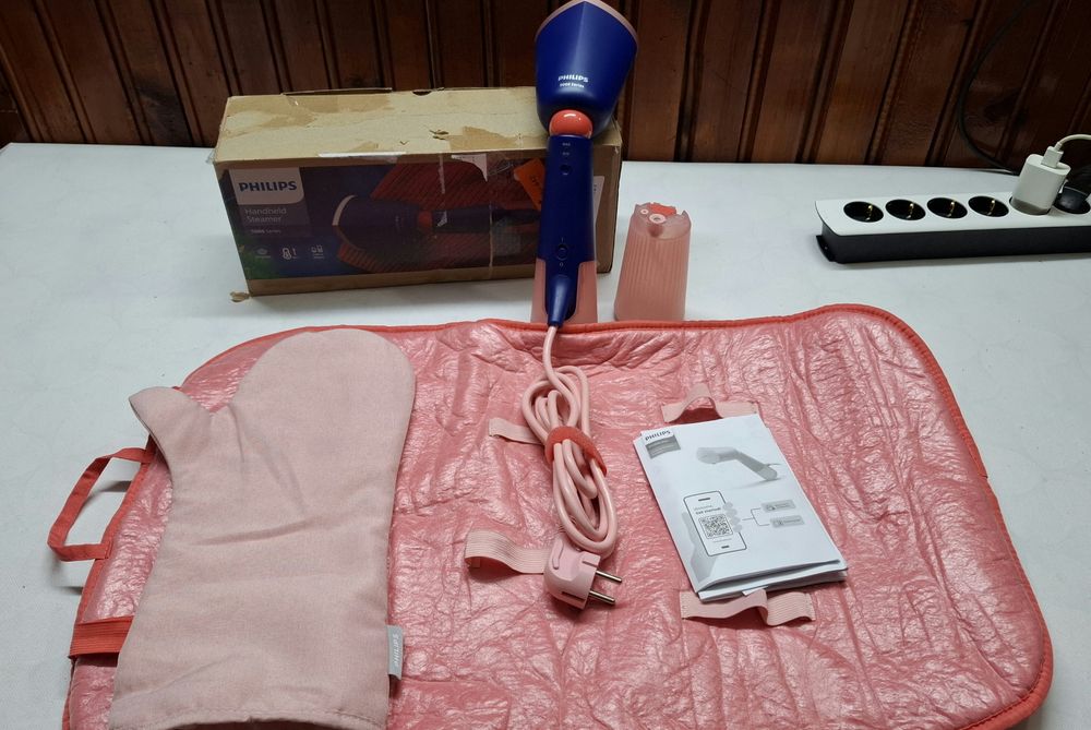 Ютия за вертикално гладене с пара Philips STH5030/20 Series 5000,1300W