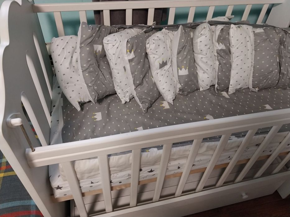 Детская кровать-манеж