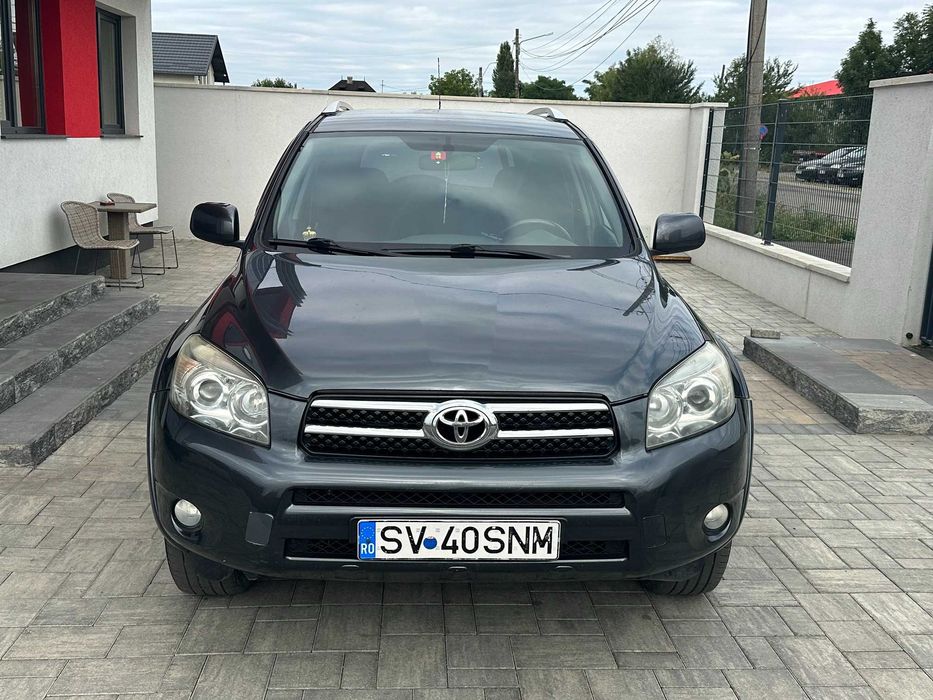Toyota RAV-4 2,2 d-cat 4x4 2008 accept variante !
