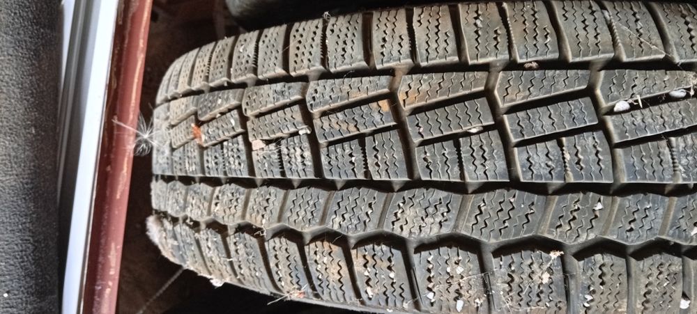 Шины б/у 14 размер