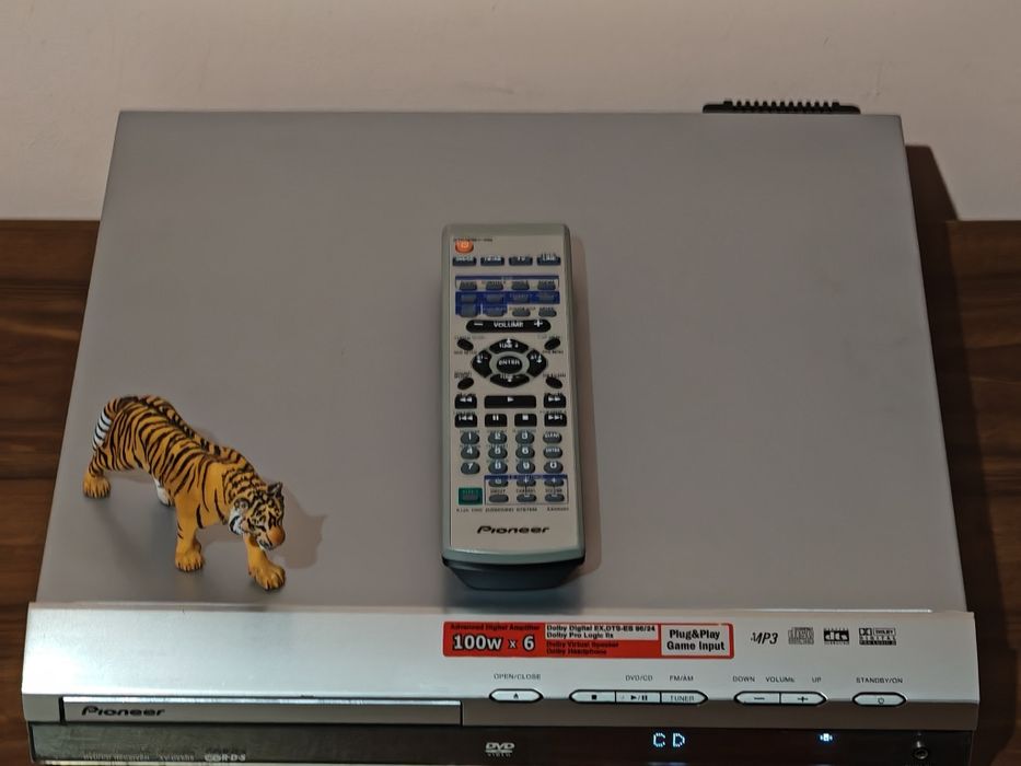 Pioneer XV-DV505. DVD/CD/MP3/tuner RDS.  Receiver rar.  Pret fix !